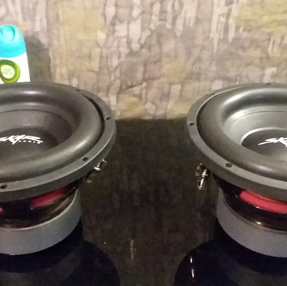 2 skar audio 10in 2OHM Subs - Picture 1 of 2